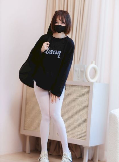 欧美女手机壁纸黑白_720日韩电影在线